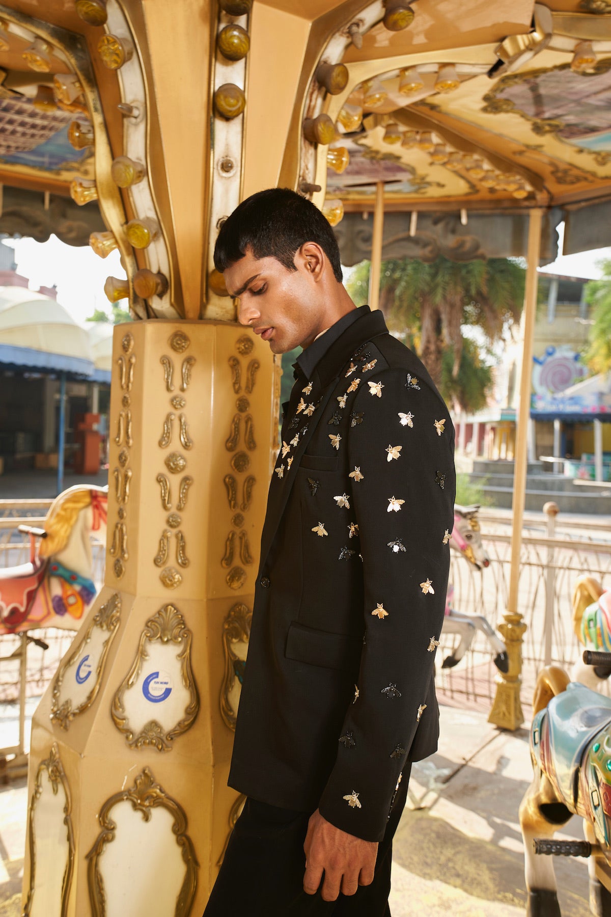HONEY BEE BLAZER