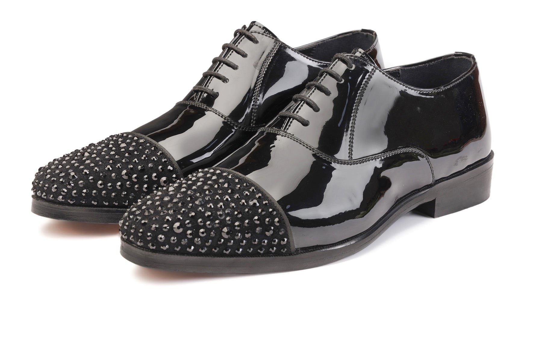 POISEE PATENT LACEUP