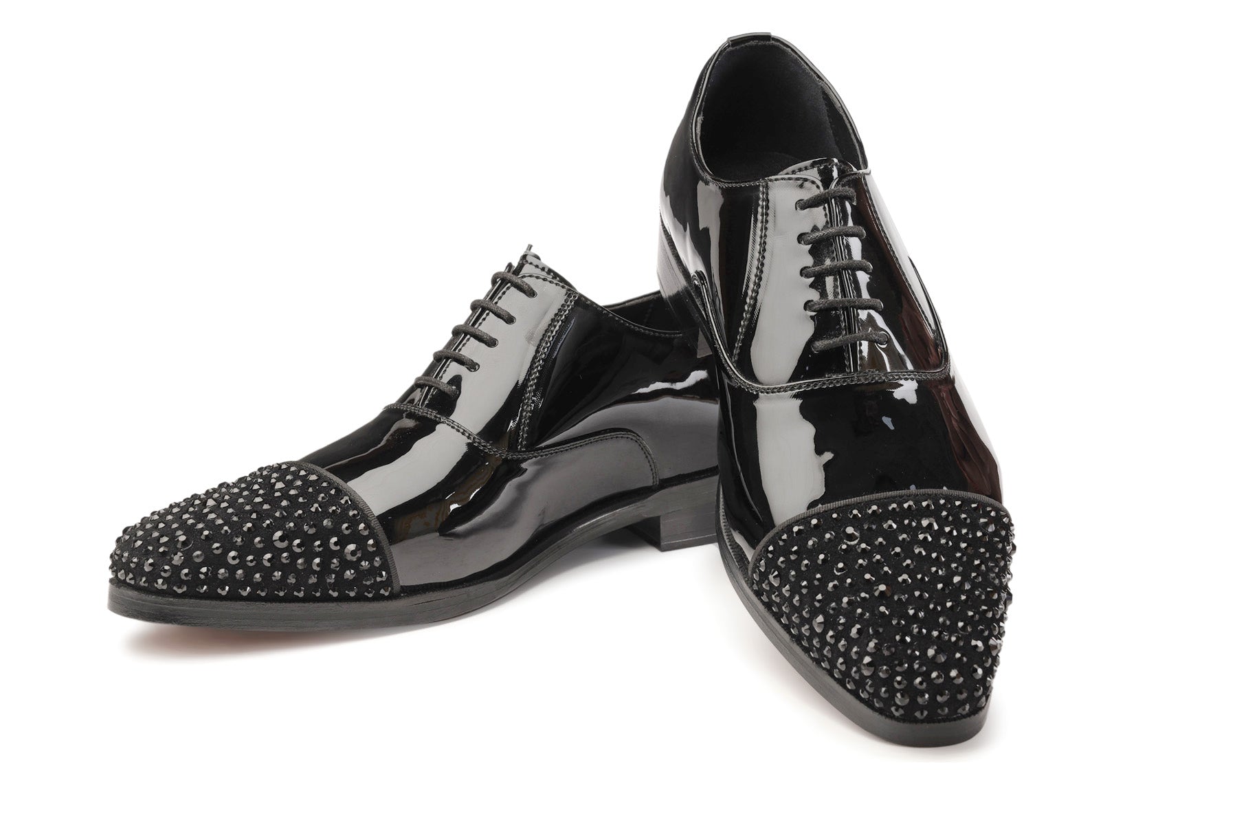 POISEE PATENT LACEUP